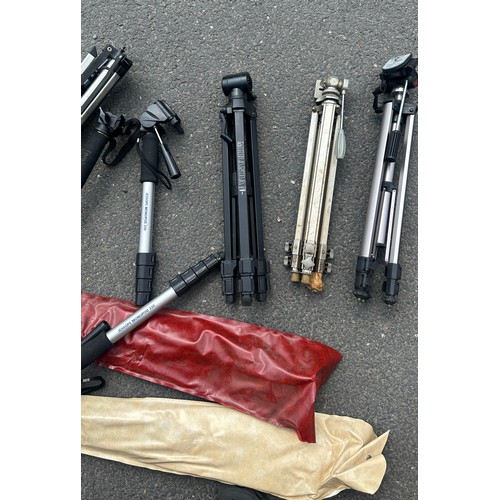 346 - Selection of photography tripods, various makers