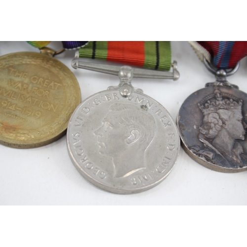 419 - Mounted WW2 ER.II Medal Group WW1 Pair Named 42863 W.R Smith M.G.C Police long s