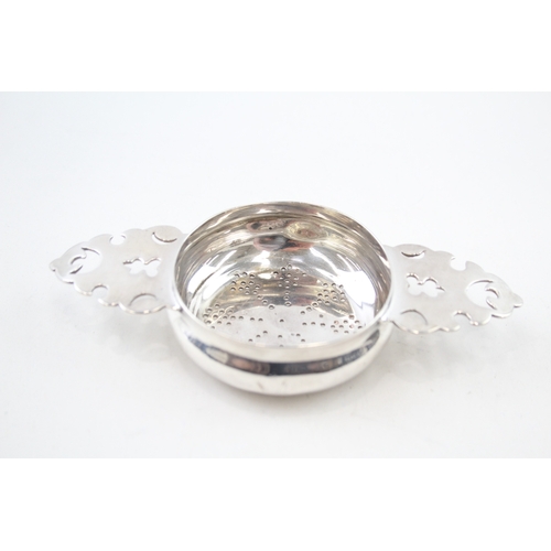 41 - .925 sterling tea strainer