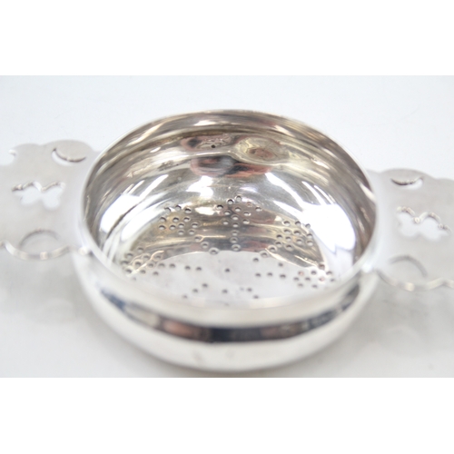 41 - .925 sterling tea strainer