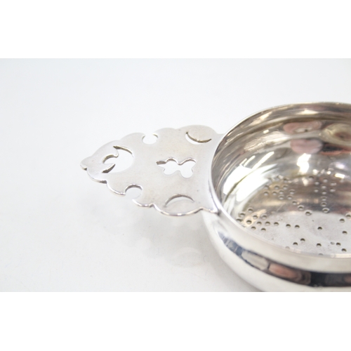 41 - .925 sterling tea strainer