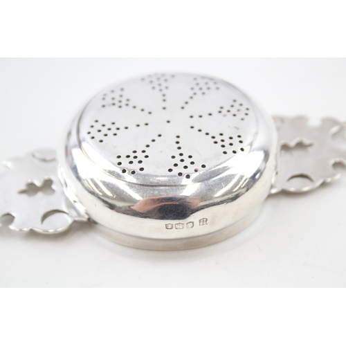 41 - .925 sterling tea strainer