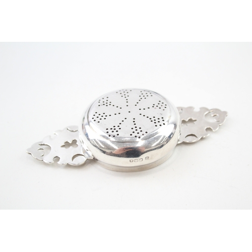 41 - .925 sterling tea strainer