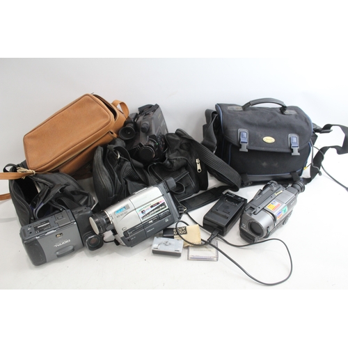 495 - Assorted Vintage Video Camcorders w/ Some Bags & Boxes Untested Job Lot