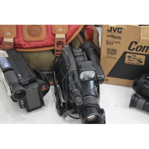 499 - Assorted Vintage Video Camcorders w/ Some Bags & Boxes Untested Job Lot