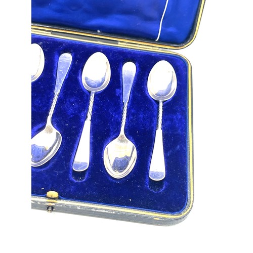 553 - Cased set of 6 tea spoons, total weight 47grams