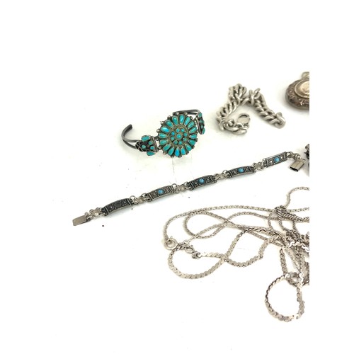 550 - Selection of silver and silver toned jewellery includes turquoise set etc