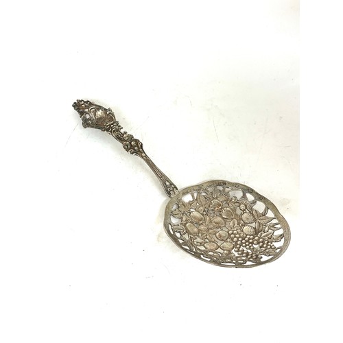 540 - Large silver Berry spoon, Makers mark LRW total weight 81grams