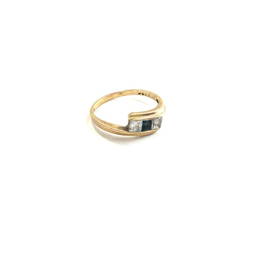 513 - 9ct gold stone set ring weight 1.3 grams