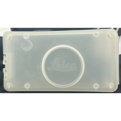 480 - A Leica C1 within plastic compact case, Serial No. 2742531, with Leica Vario-Elmar 38-105 Asph lens.... 