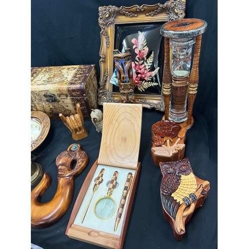 106 - Selection of wooden pieces to include egg timer, framed picture, puzzle boxes, ornaments, magifying ... 