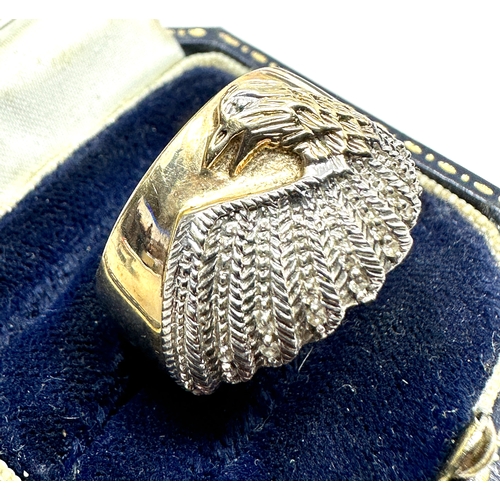 110 - 9ct gold diamond winged eagle ring weight 4.8g