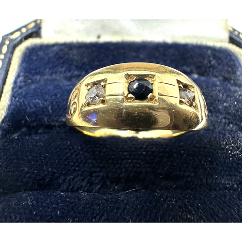 113 - 18ctb gold sapphire & diamond ring weight 2.5g