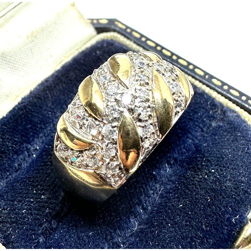 130 - 9ct gold diamond ring weight 5.5g