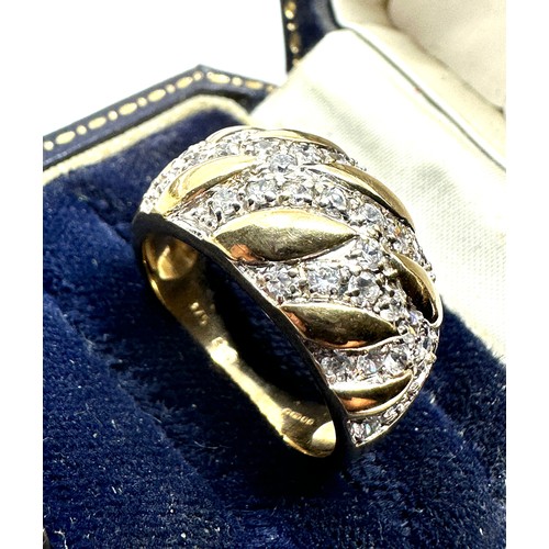 130 - 9ct gold diamond ring weight 5.5g