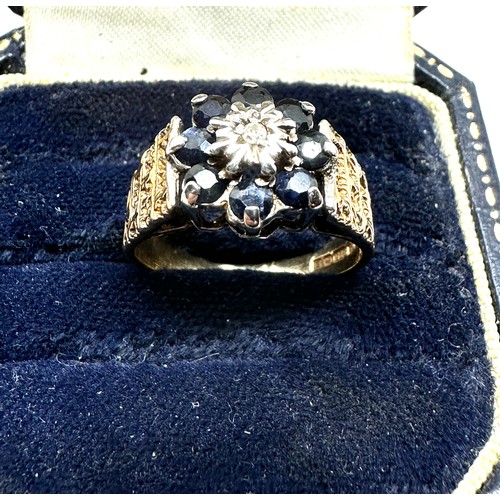 129 - 9ct gold sapphire & diamond ring weight 3.8g