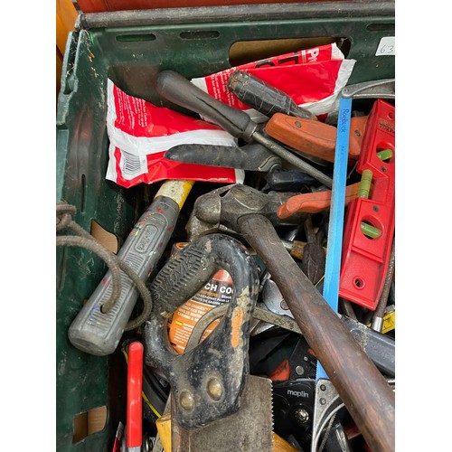 325 - Selection of tools includes hammers, screws etc