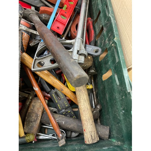 325 - Selection of tools includes hammers, screws etc