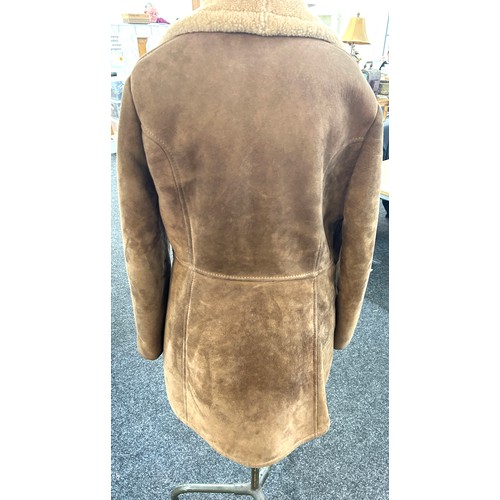 196 - Vintage sheep skin coat, size 14