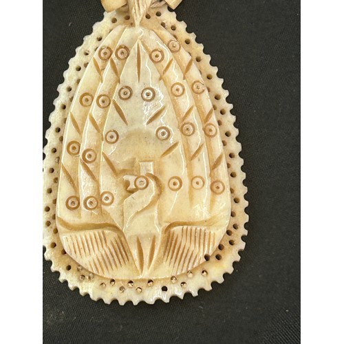 475 - Selection of African bone jewellery