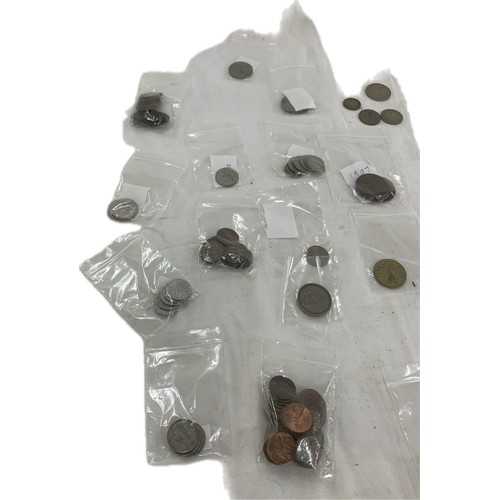 419 - Selection of assorted coins includes pennies etc