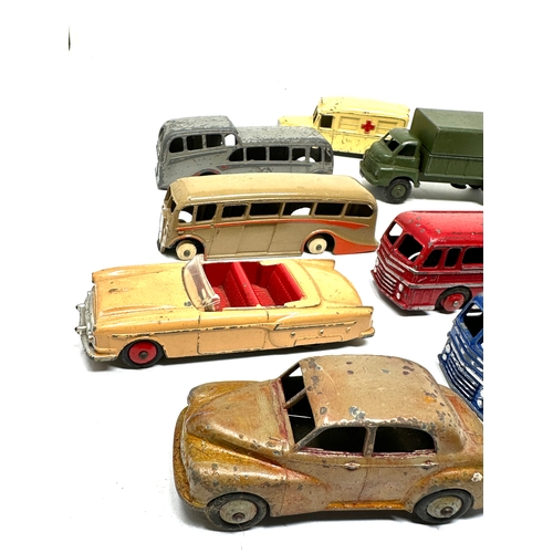 496 - Selection of vintage dinky vehicles