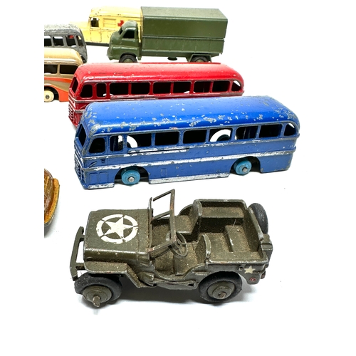 496 - Selection of vintage dinky vehicles