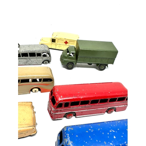 496 - Selection of vintage dinky vehicles