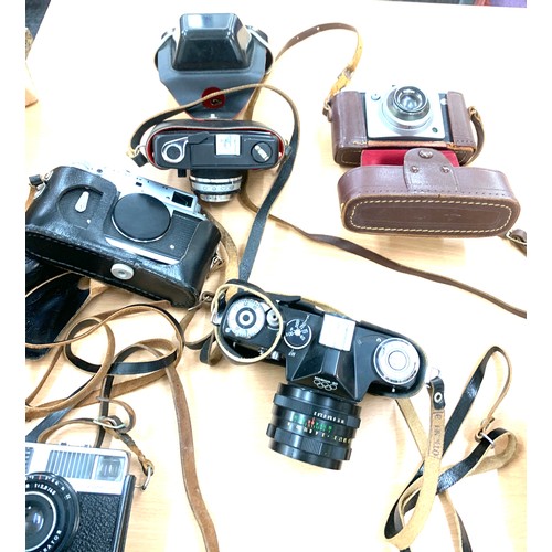 141 - Selection of 6 vintage cameras includes Ilford, Digma, Zeneth etc