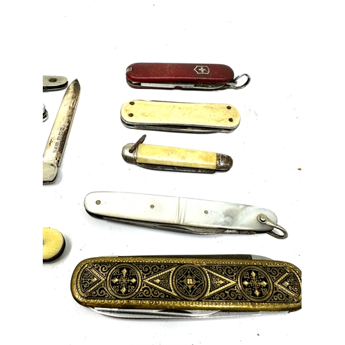 458 - selection of 14 vintage penknives