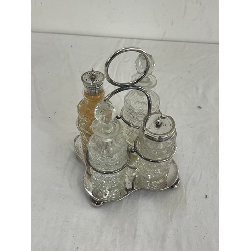 373 - Silver plated creut set