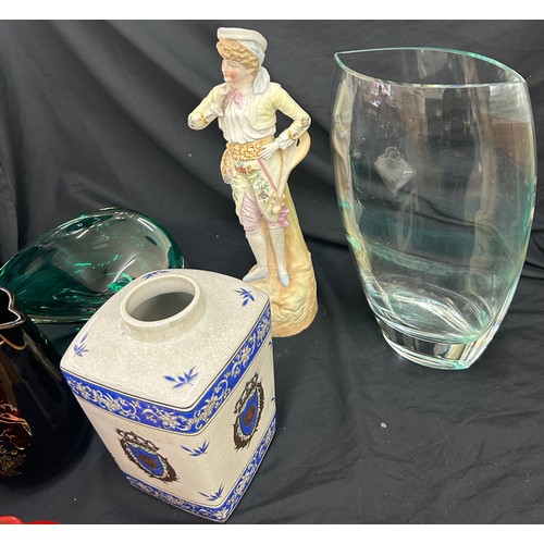 170 - Selection of collectables to include Victorian jug, Victoria ware, Bisque figure, glass art bowl, va... 