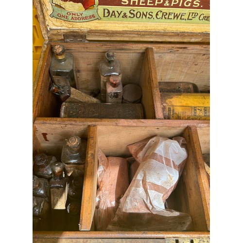 163 - Vintage Veterinarian wooden chest with tools etc, approximate measurements: 21 x 16 x 13 inches