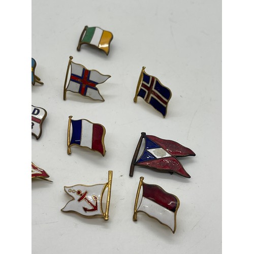 490 - Selection of 10 different vintage shipping line lapel badge flags