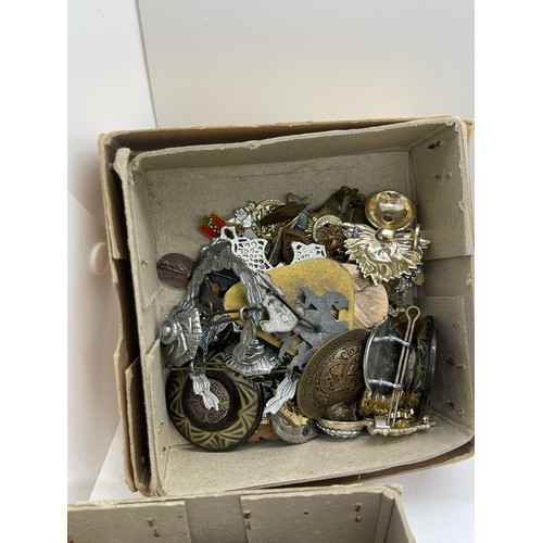 510 - 3 boxes of assorted Foreign and British badges including some vintage and military badges