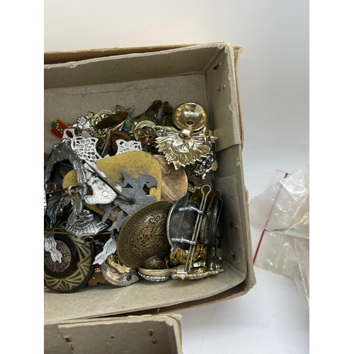 510 - 3 boxes of assorted Foreign and British badges including some vintage and military badges