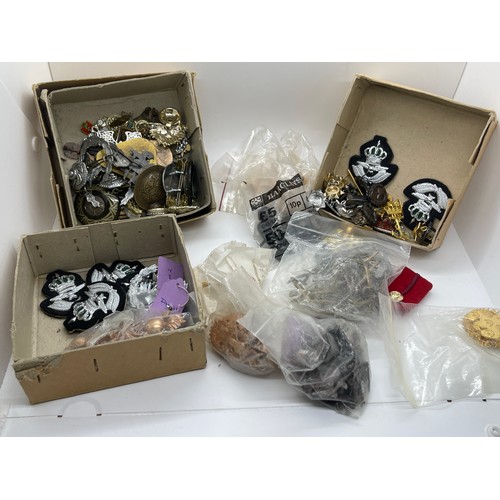 510 - 3 boxes of assorted Foreign and British badges including some vintage and military badges