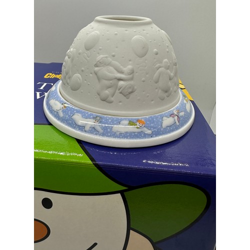 354 - Boxed Coalport The Snowman Lithophane figure, over all good condition