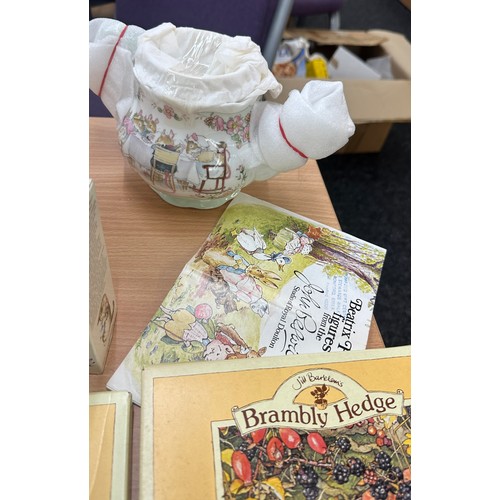 220A - Large selection of Beatrix Potter pottery, mostly boxed and a Beswick eyore figure, over all good co... 