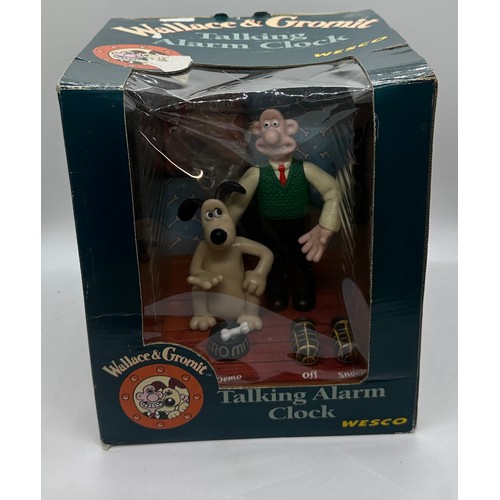 453 - Boxed Wallace and Gromit Talking Alarm clock