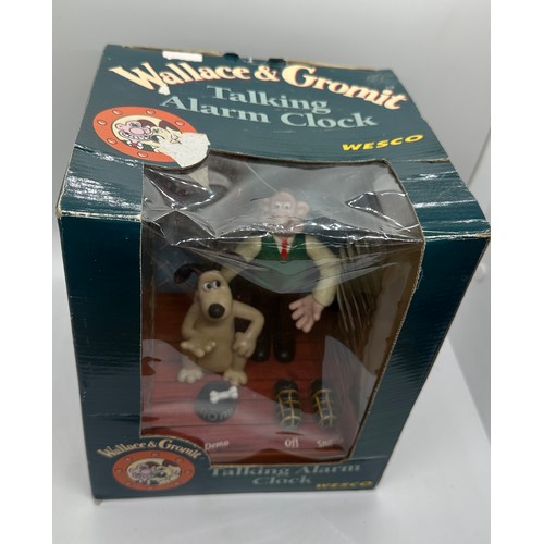 453 - Boxed Wallace and Gromit Talking Alarm clock