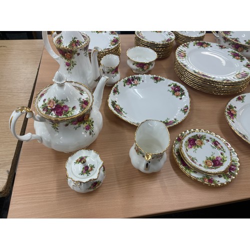 220 - Selection of Royal Albert old country rose includes Tureens, tea pot, coffee pot, plates, cups, sauc... 