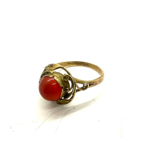 416 - Vintage 9ct gold amber set ring, total weight 2.2 grams