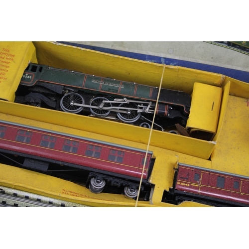 503 - Hornby Dublo OO Gauge Set Duchess Of Montrose Locomotive Carriages Boxed