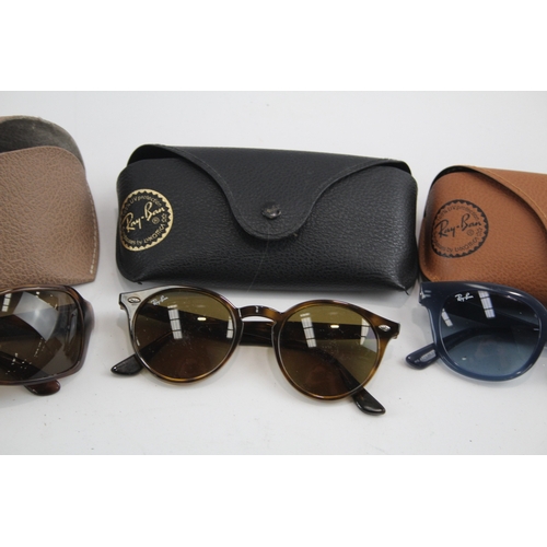 469 - Ray Ban  Designer Sunglass