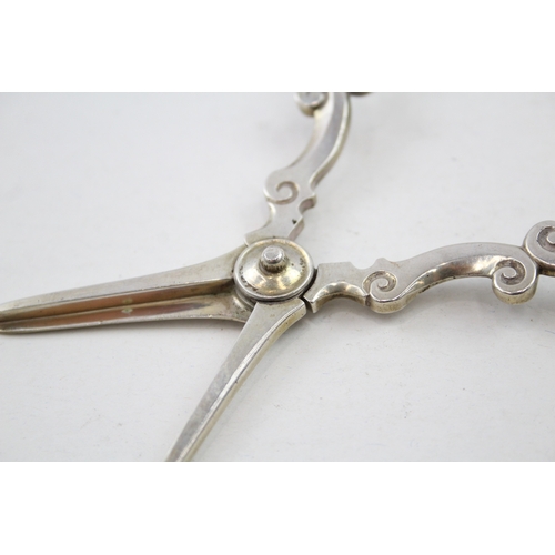 47 - .800 Silver grape scissors