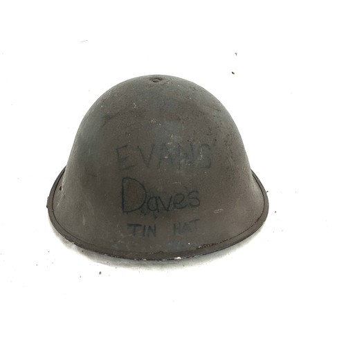 539 - British military steel helmet dated 1981