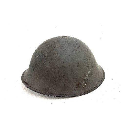 539 - British military steel helmet dated 1981