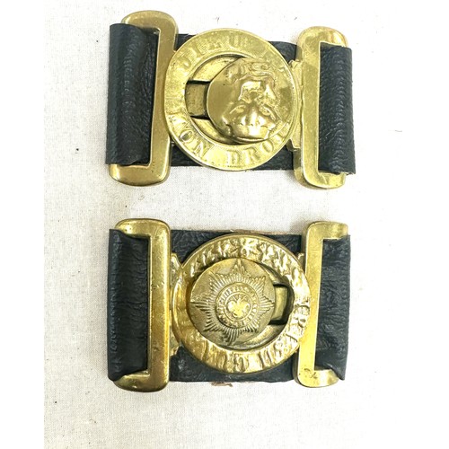 487 - The Irish Guards - British Army Waist Belt Buckle / Locket - Brass, British army issued infantry int... 