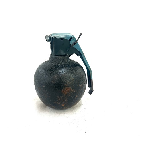 432 - Vintage Dummy / show grenade